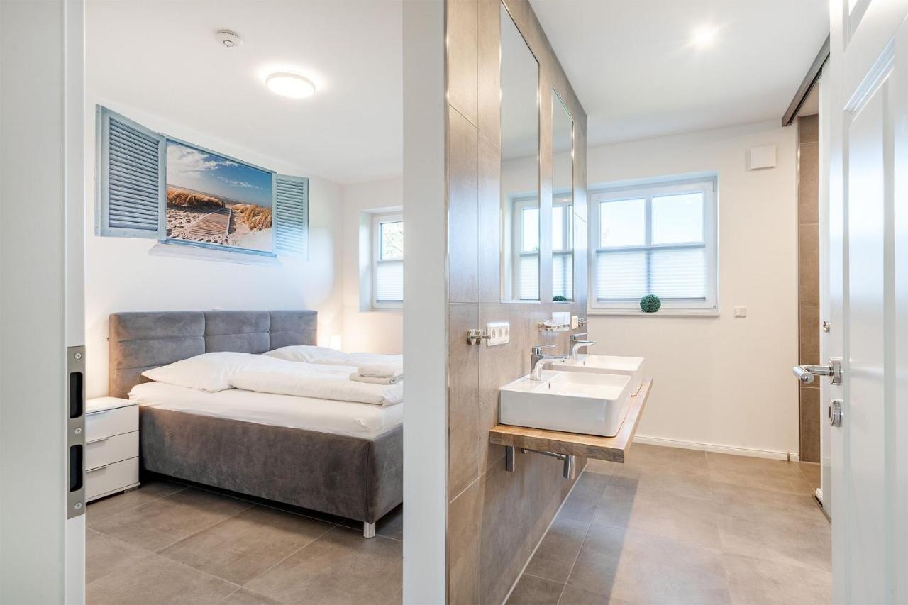 Ferienhaus Maira, Mit Garten Und Sauna Greetsiel Exteriör bild